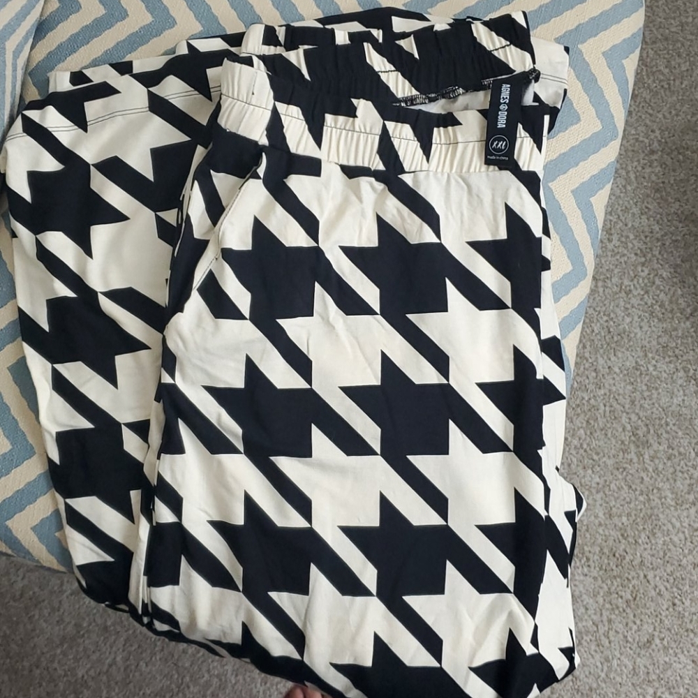 NWOT wide leg pant